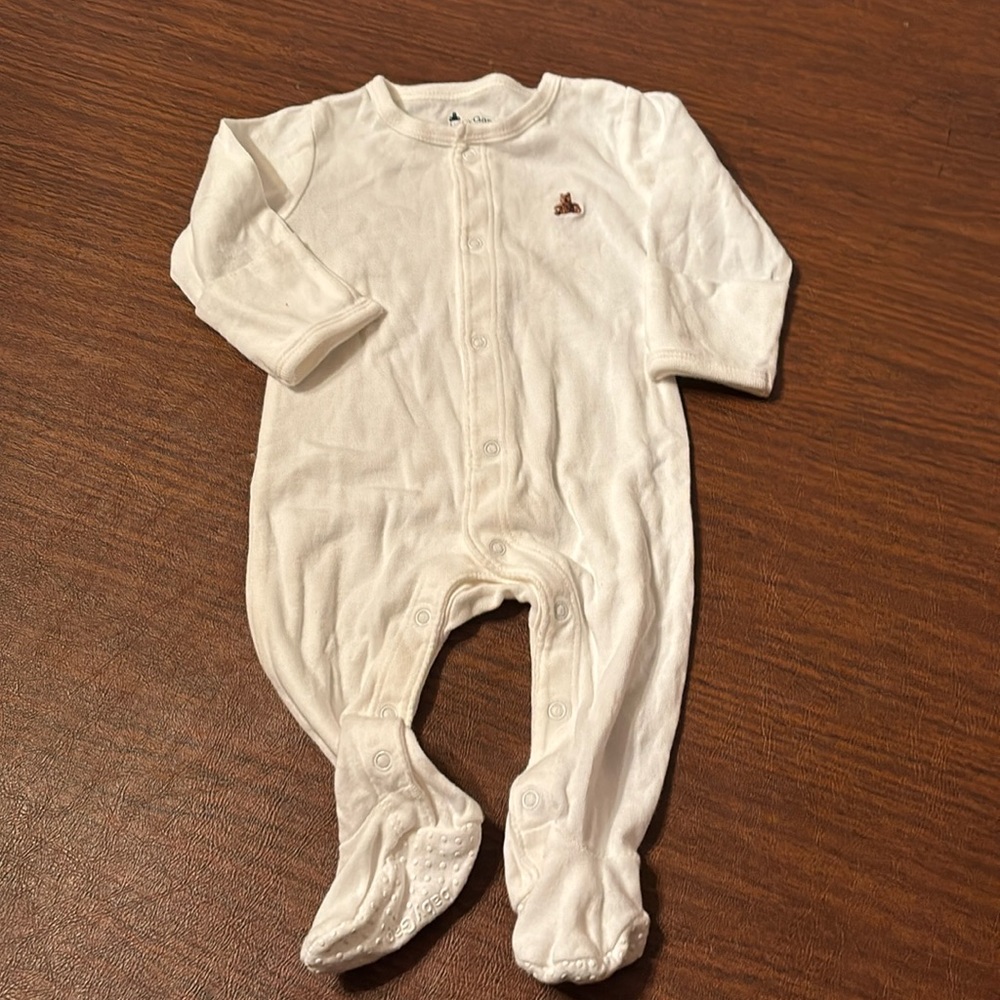 Baby Gap white long sleeve sleeper 0-3 months